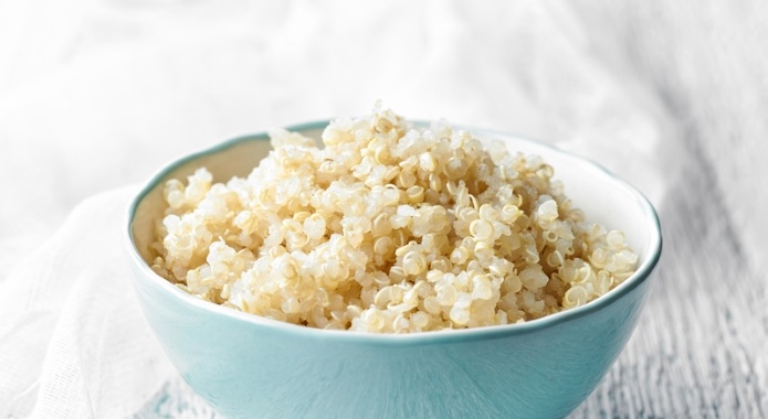 bowl of boiled quinoa