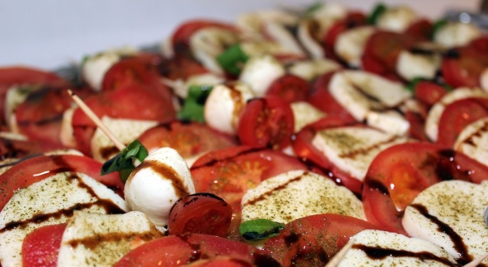 tomatoes with mozzarella
