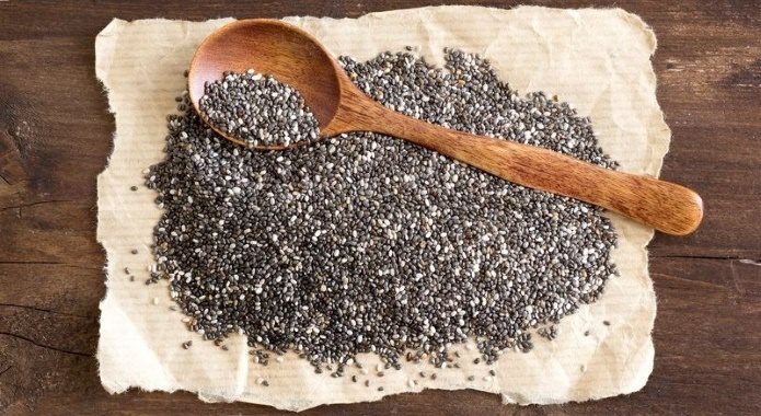 chia seeds with spoon