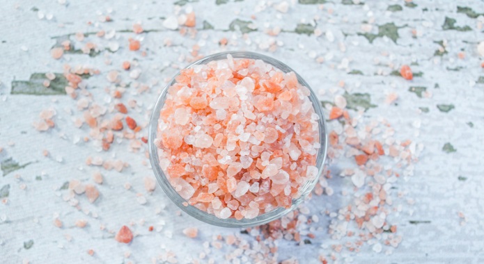 pink himalayan salt on table