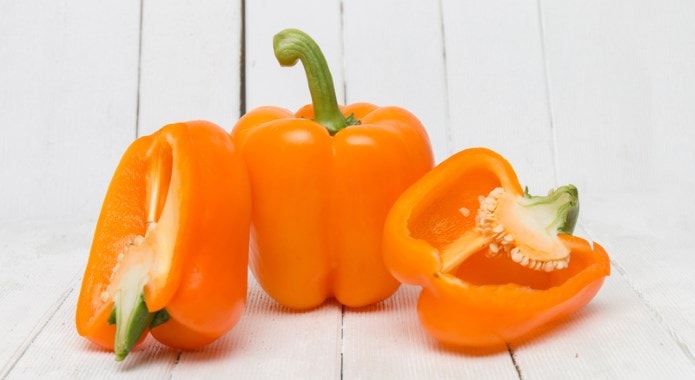 orange bell peppers-min