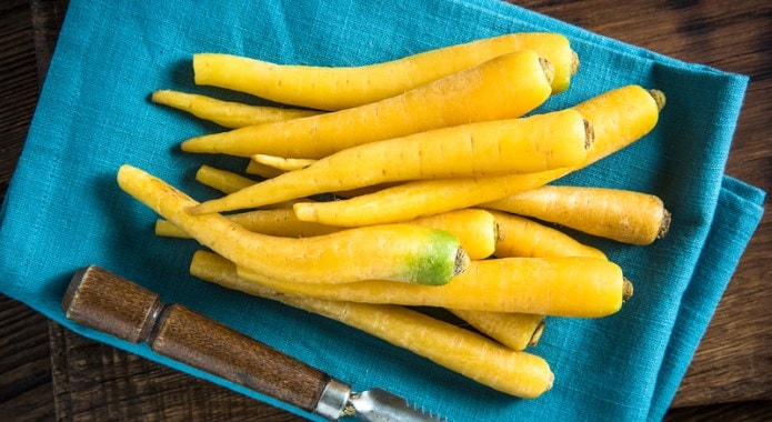 yellow carrots-min